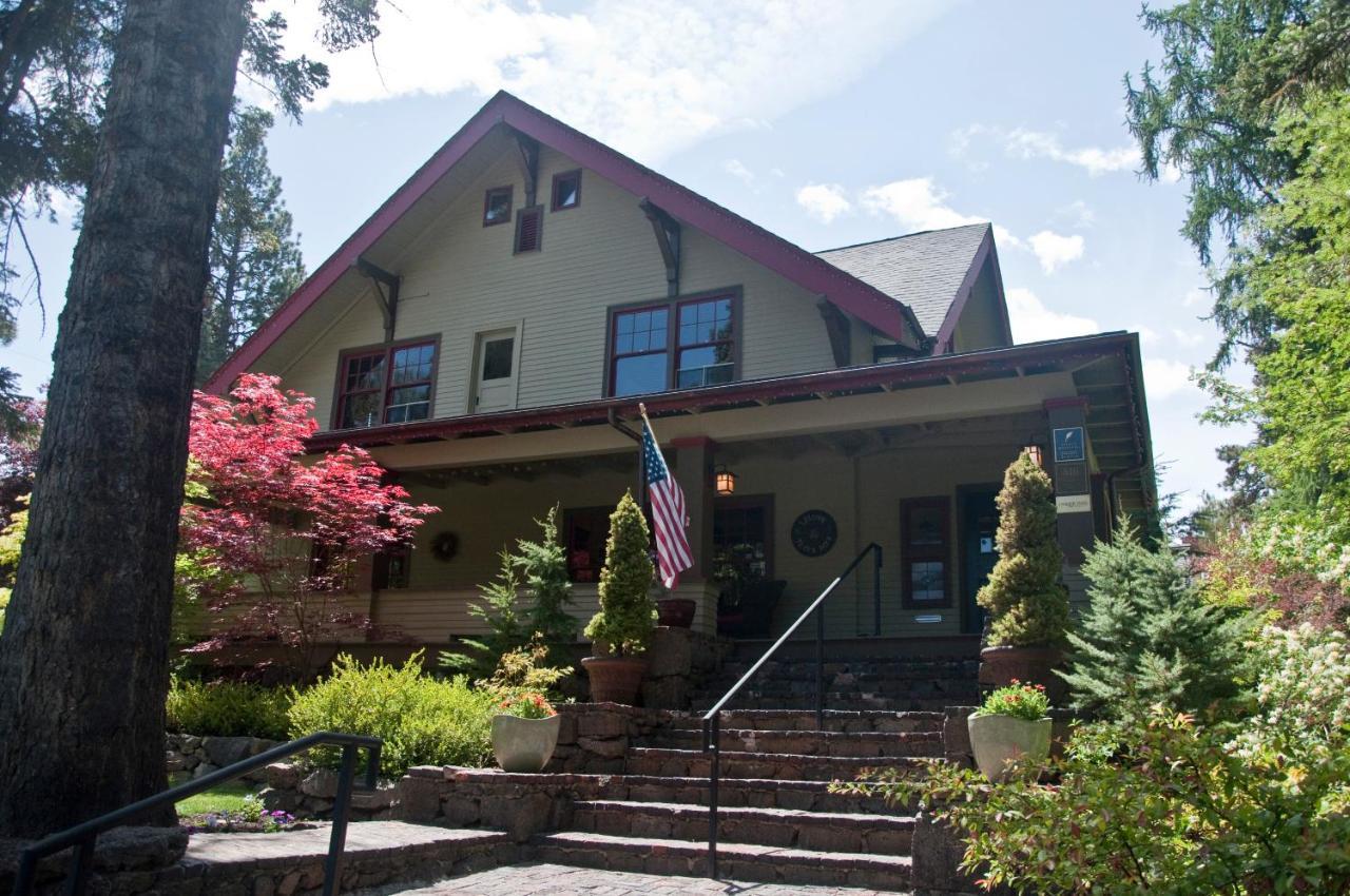 Lara House Bed And Breakfast 벤드 외부 사진